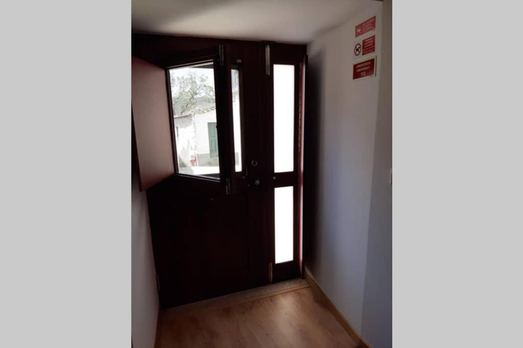 Aurora Papas Apartment Provesende Ngoại thất bức ảnh